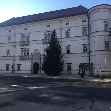 Ferienwohnung neben dem Schloss Porcia Spittal an der Drau Exterior foto