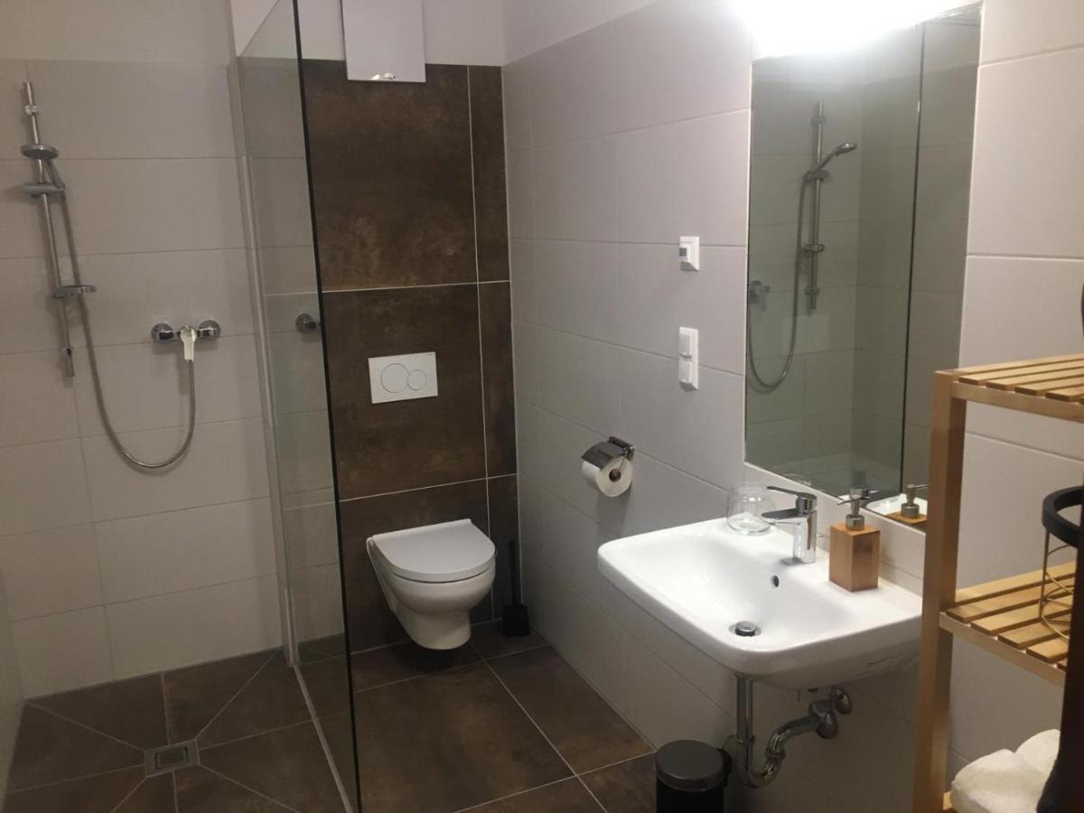 Ferienwohnung neben dem Schloss Porcia Spittal an der Drau Exterior foto